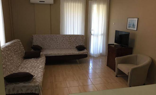 Cicek Apart Hotel Cesme Exterior photo